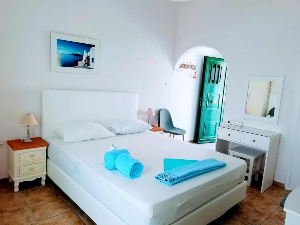 Logaras Seaview Apartment Экстерьер фото